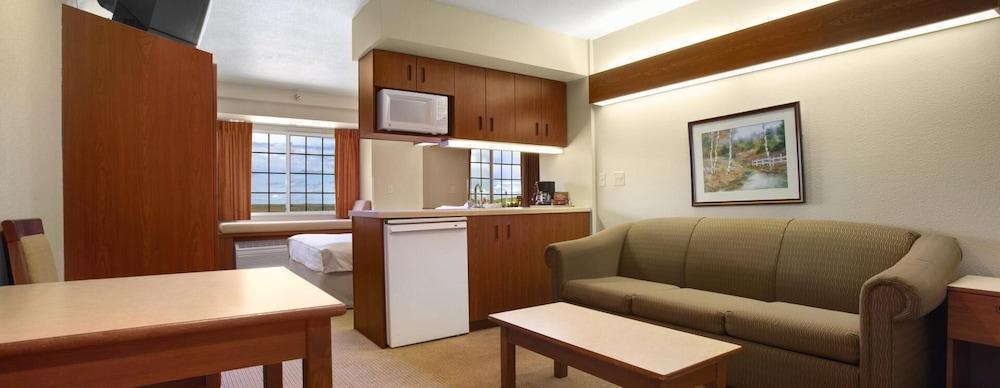 Microtel Inn & Suites By Wyndham Rice Lake Zewnętrze zdjęcie