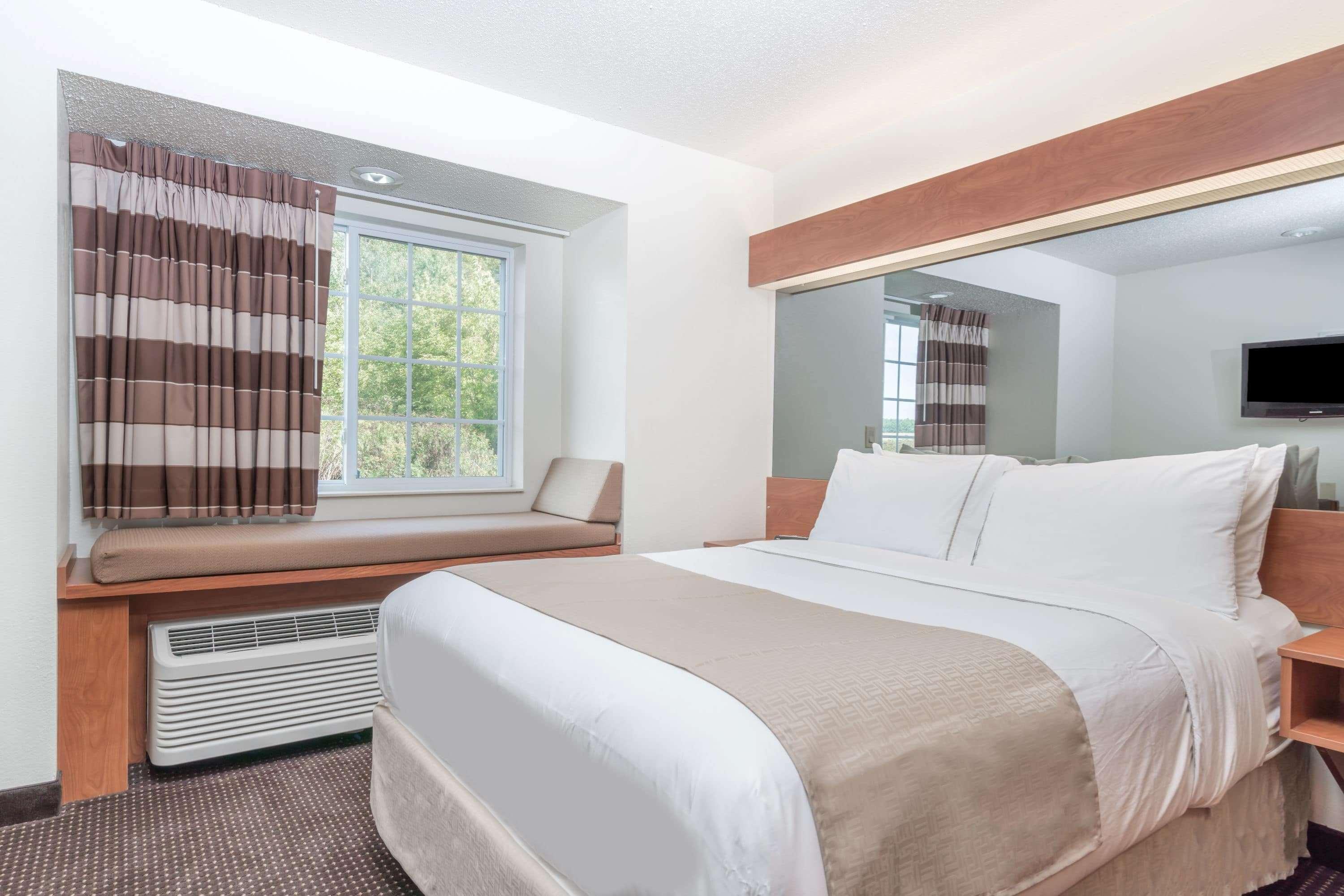 Microtel Inn & Suites By Wyndham Rice Lake Zewnętrze zdjęcie