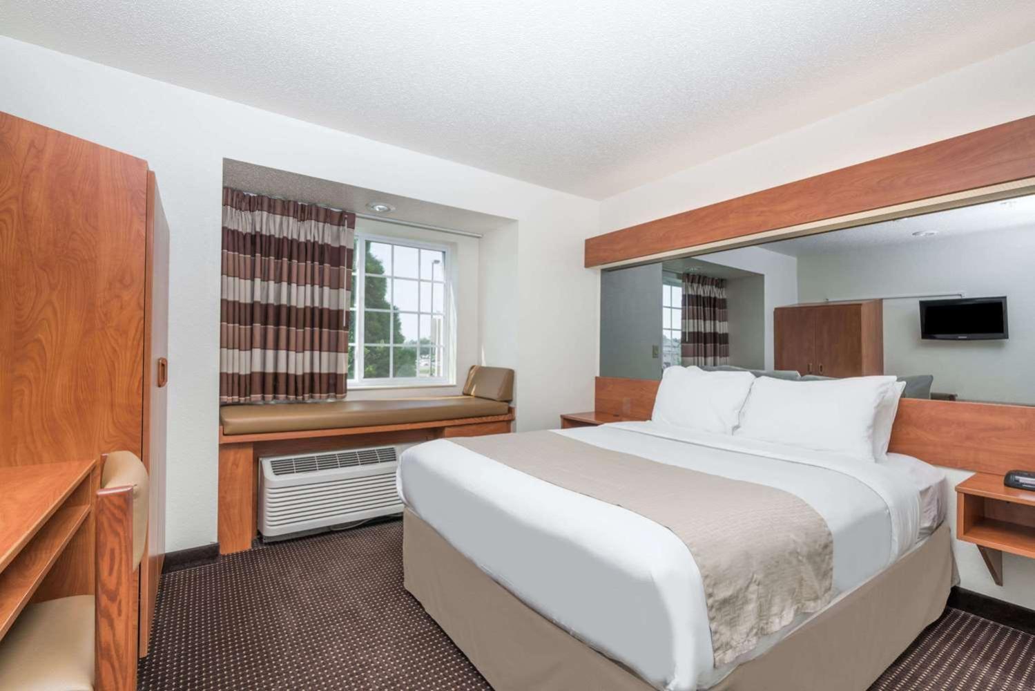 Microtel Inn & Suites By Wyndham Rice Lake Zewnętrze zdjęcie
